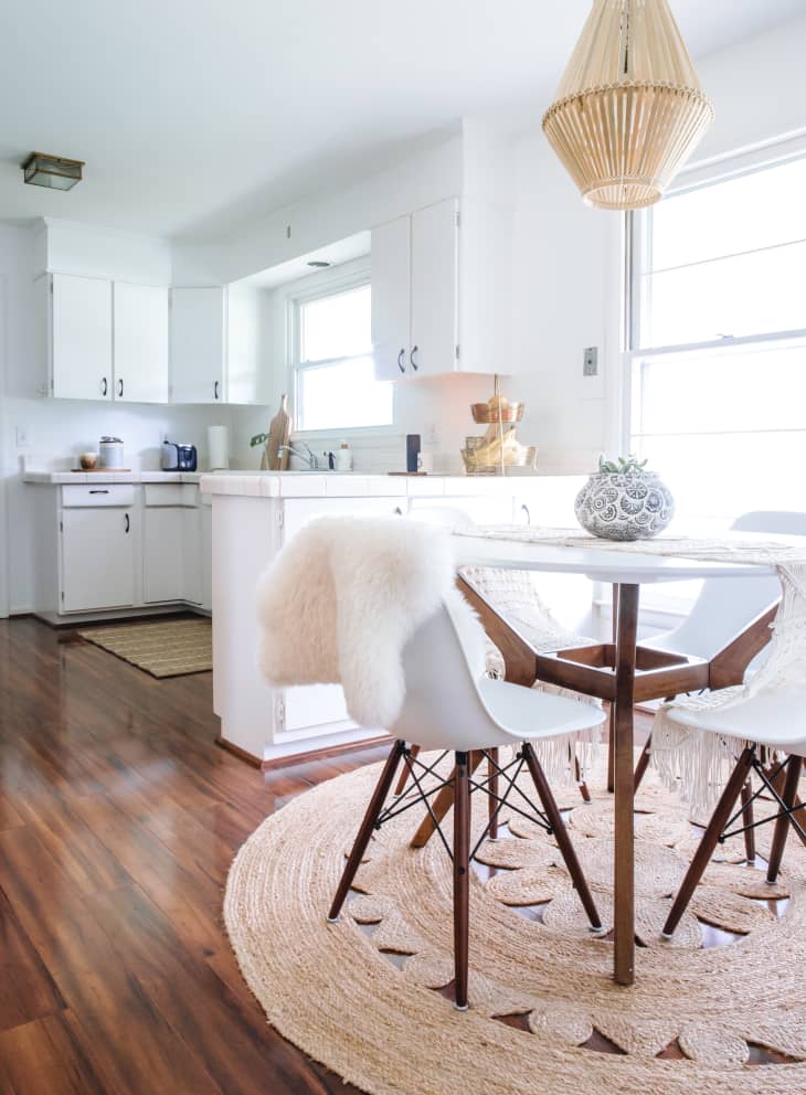 Carpet underneath best sale dining table